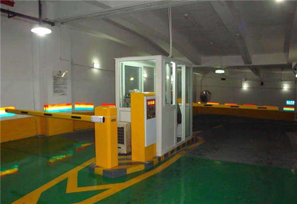 停車場智能化遇新挑戰(zhàn)，《中國公路網(wǎng)》提出：關(guān)注智能停車場市場